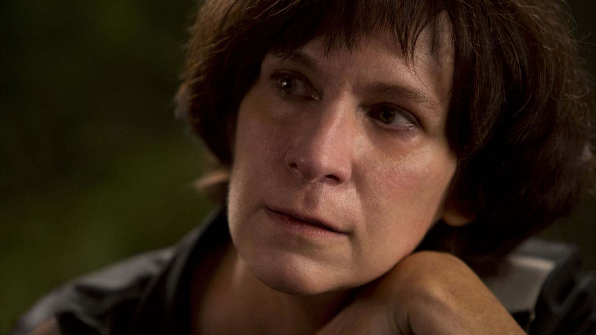 Amanda Plummer stars as Wiress in The Hunger Games (Image via Facebook/The Hunger Games)